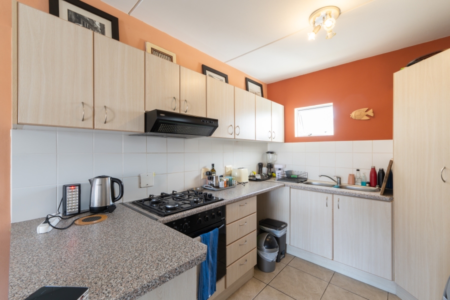 2 Bedroom Property for Sale in Muizenberg Western Cape